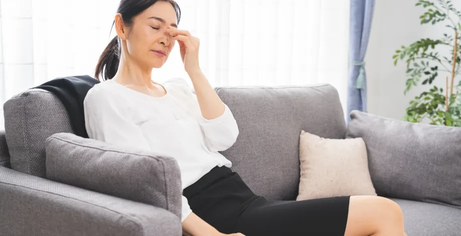 眼瞼下垂の修正手術とは